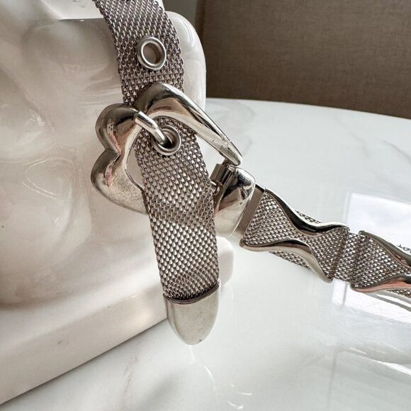Vintage Silver Mesh Belt – Classic Metallic Waist Belt - Picture 2 of 5